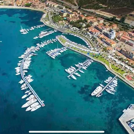 A Apartment Golfo Aranci